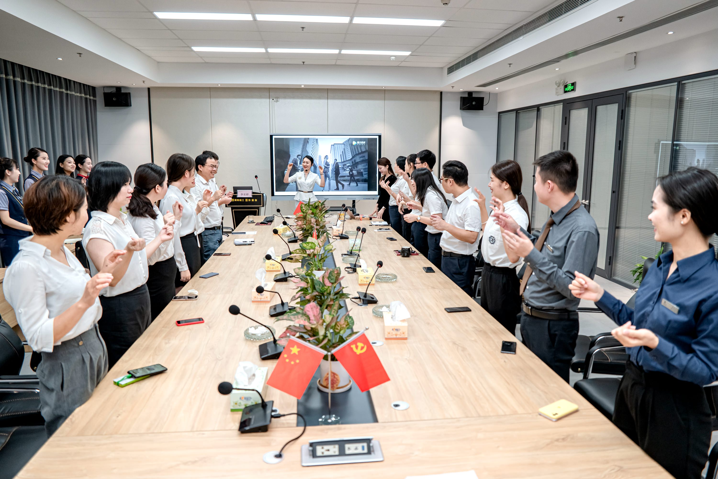 礼仪培训3.jpg 礼仪培训3.jpg